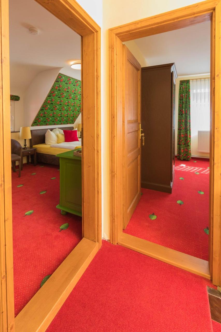 Berghof Gruener Baum Hotel 3*